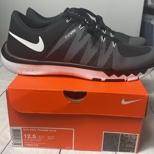 Nike Free Trainer 5.0 V6 Men’s Size 12.5 Black/White Training Shoes